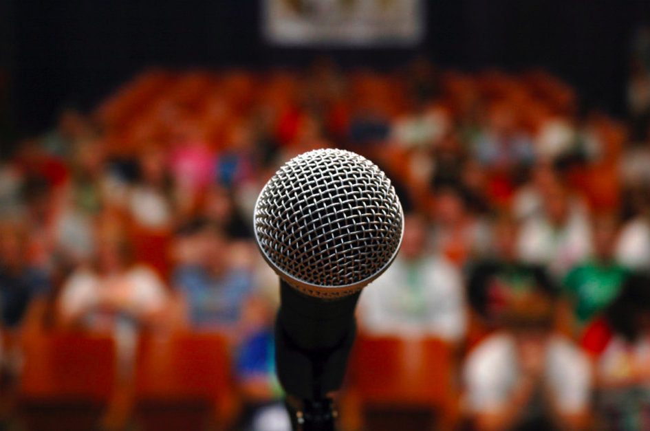 Microphone keynote speaker concept